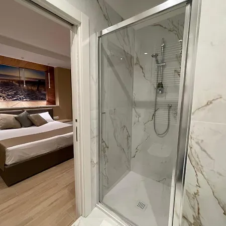 ゲストハウス Martini 2 バーリ